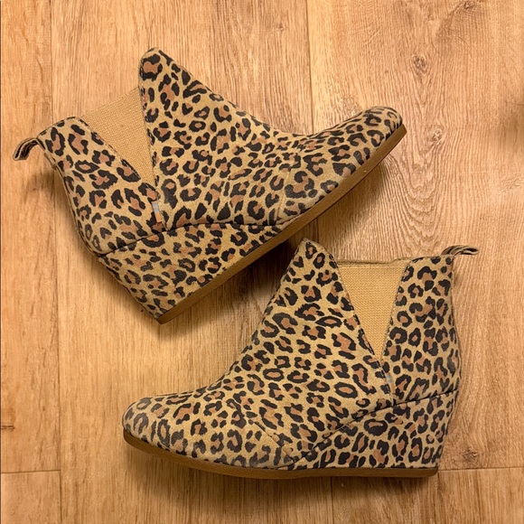 Toms Shoes - TOMS Leopard Print Wedge Ankle Bootie